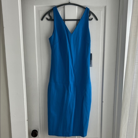 NWT White House Black Market The Aura Collection Dress - Size 4 Isla - Picture 2 of 7